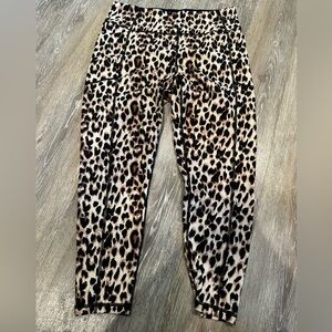 Victoria’s Secret Sport leopard leggings